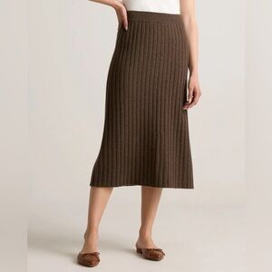 Ribbed Knit Midi Skirt in Brown